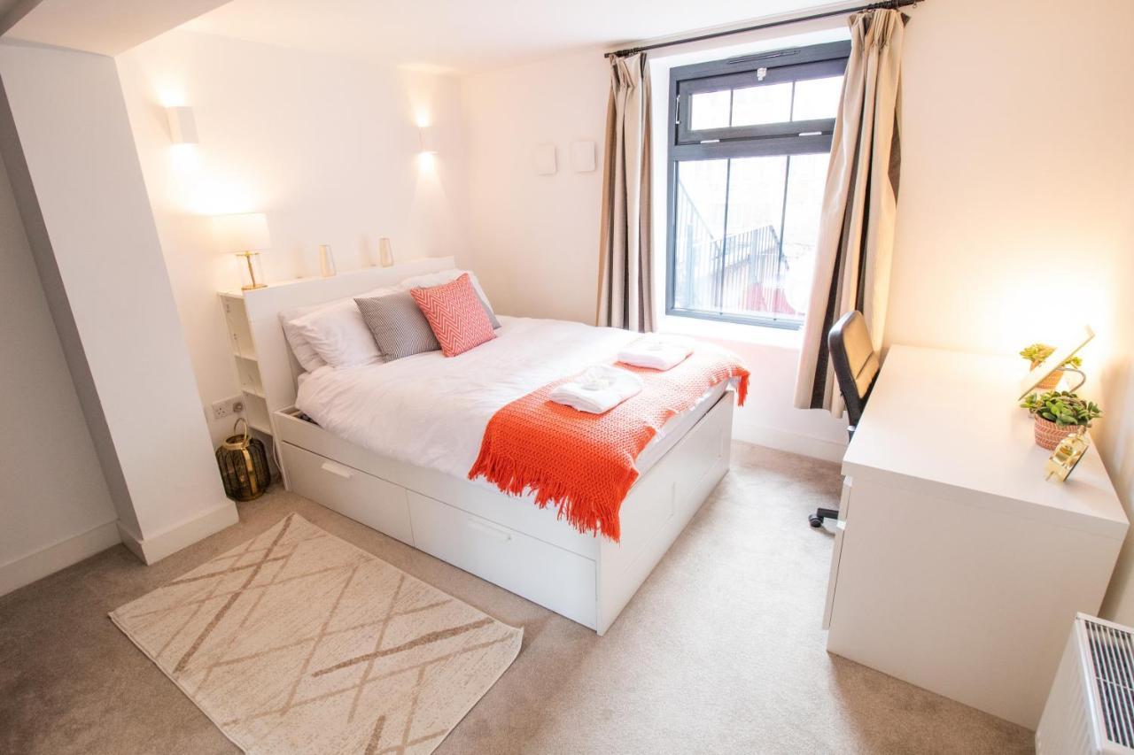 The New52 Oxford By 360Stays - Bespoke 2 Bed Luxury Apartment In The Heart Of Oxford City Centre With Parking المظهر الخارجي الصورة